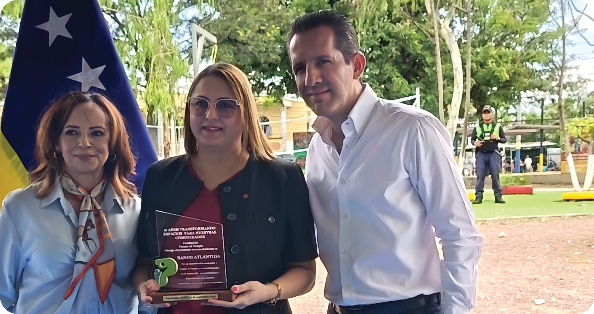 [AQUÍ VA LA DESCRIPCIÓN DE LA IMAGEN]